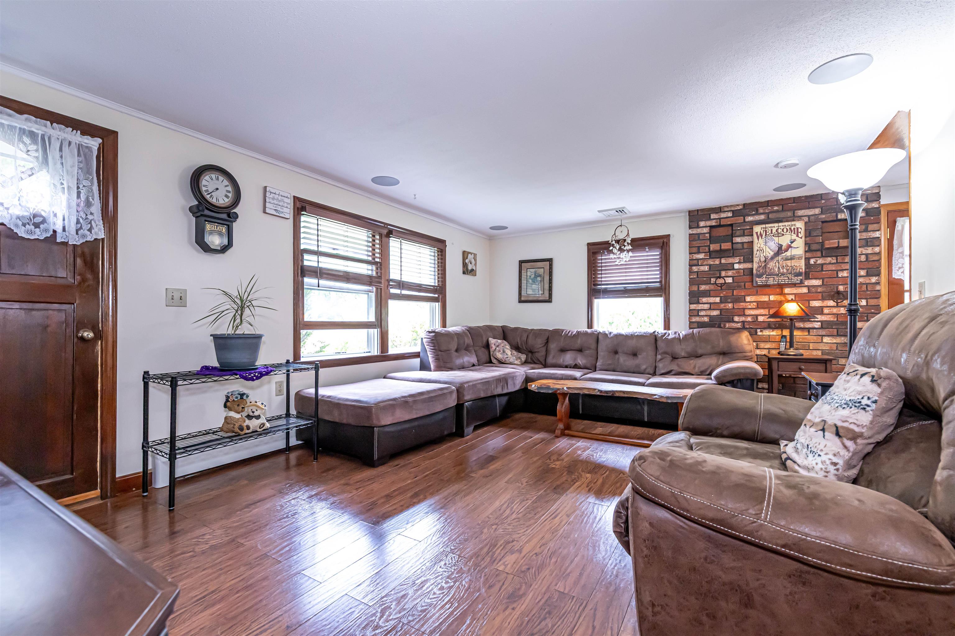 157 Summit Street Franklin, NH 03235 - Photo 5 of 32