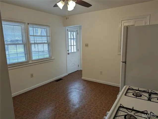 $1,195 | 10716 St Francis Lane, St. Ann, MO 63074