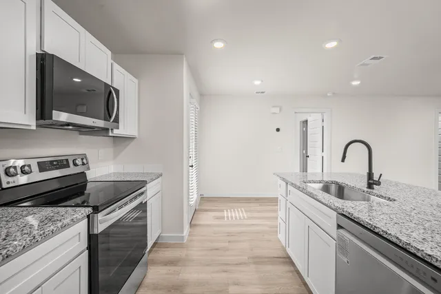 $1,495 | 509 East 23rd Street, Wolfforth, TX 79382