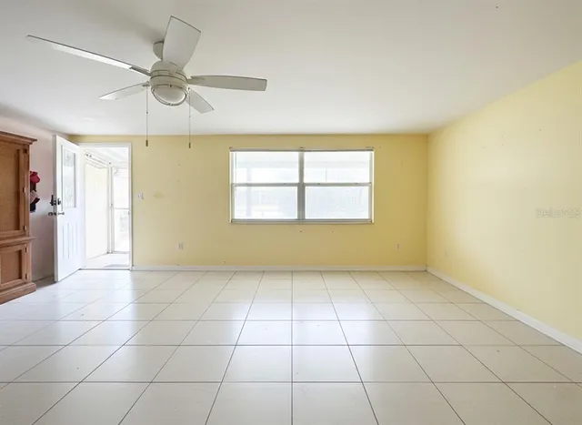 $289,900 | 122 Algiers Drive, Venice, FL 34293