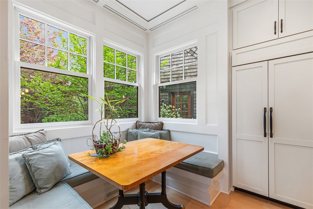 25 Walnut Street Jamestown, RI 02835 - Photo 16 of 50