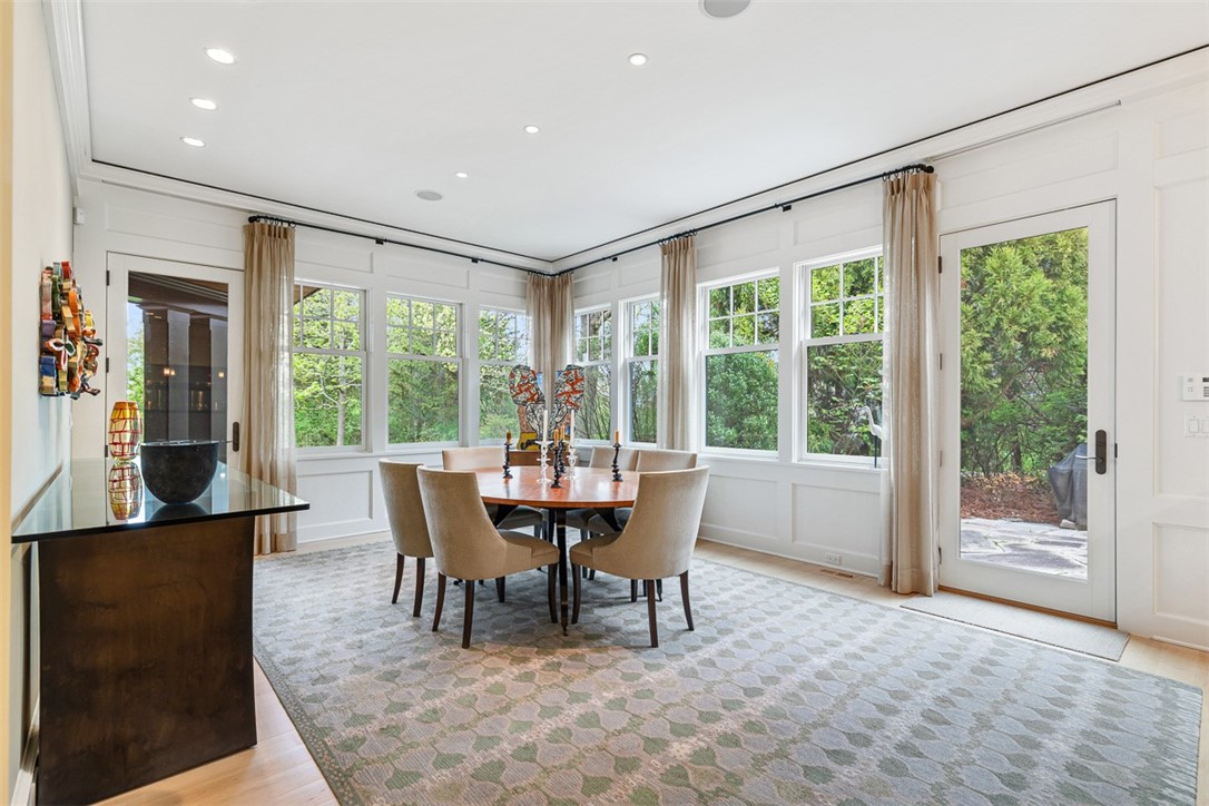 25 Walnut Street Jamestown, RI 02835 - Photo 19 of 50