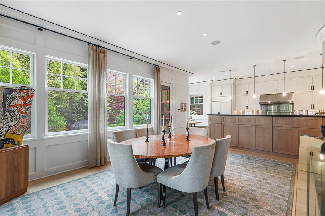 25 Walnut Street Jamestown, RI 02835 - Photo 20 of 50
