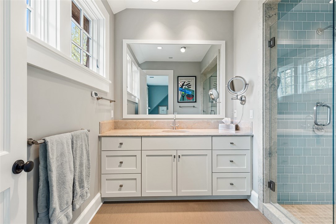 25 Walnut Street Jamestown, RI 02835 - Photo 30 of 50
