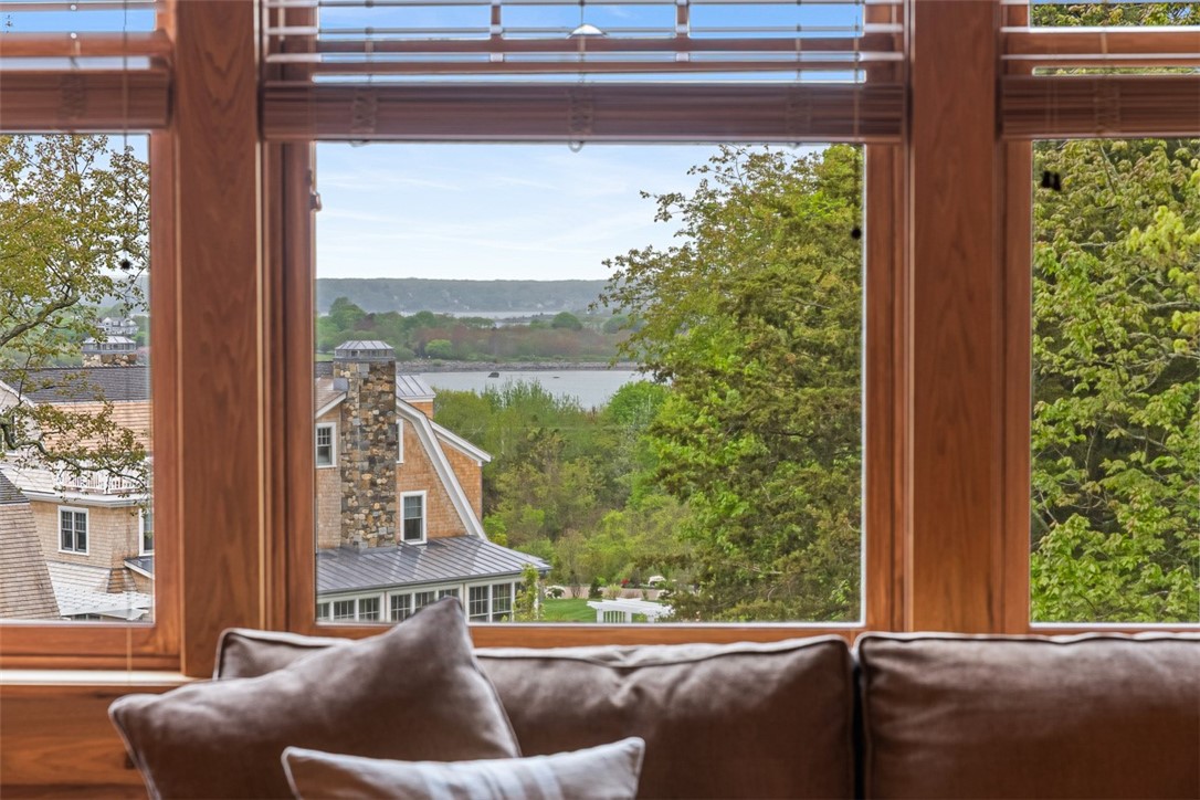 25 Walnut Street Jamestown, RI 02835 - Photo 39 of 50