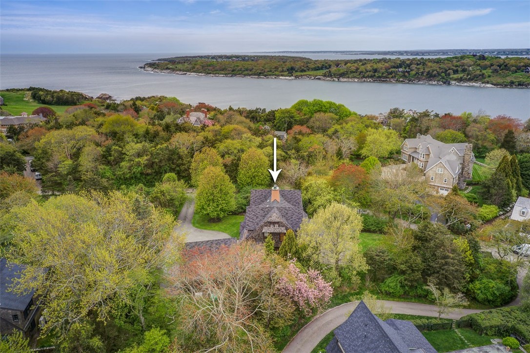 25 Walnut Street Jamestown, RI 02835 - Photo 49 of 50
