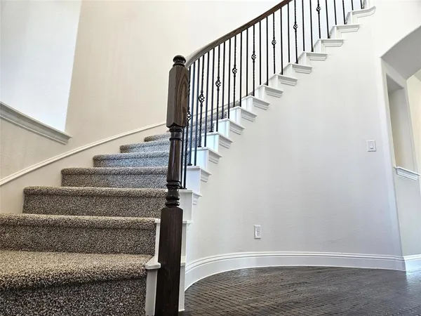 $698,105 | 385 Willie's Court, Whitesboro, TX 76273