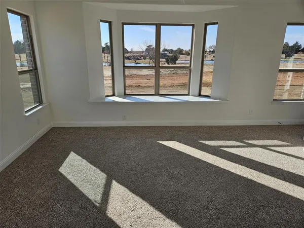 $698,105 | 385 Willie's Court, Whitesboro, TX 76273