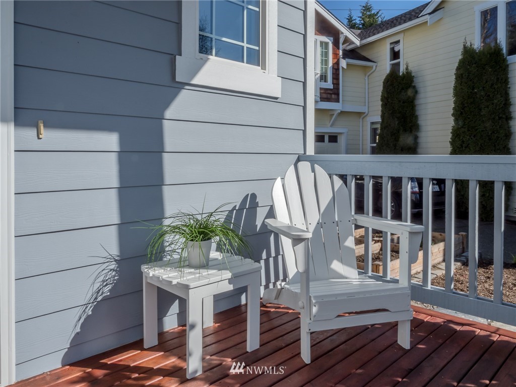 8836 Northeast 178th Street Bothell, WA 98011 - Photo 2 of 25 Gallery Image 2