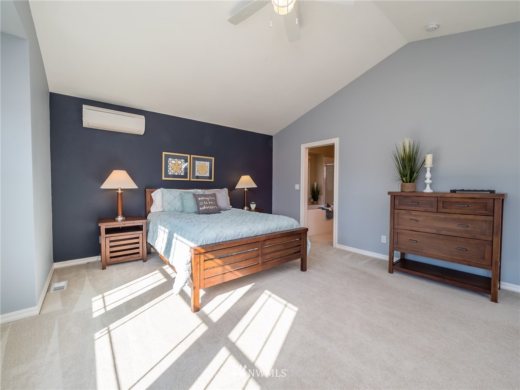 8836 Northeast 178th Street Bothell, WA 98011 - Photo 12 of 25 Gallery Image 12