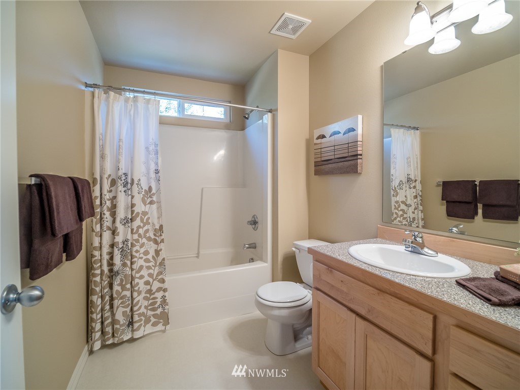 8836 Northeast 178th Street Bothell, WA 98011 - Photo 20 of 25 Gallery Image 20