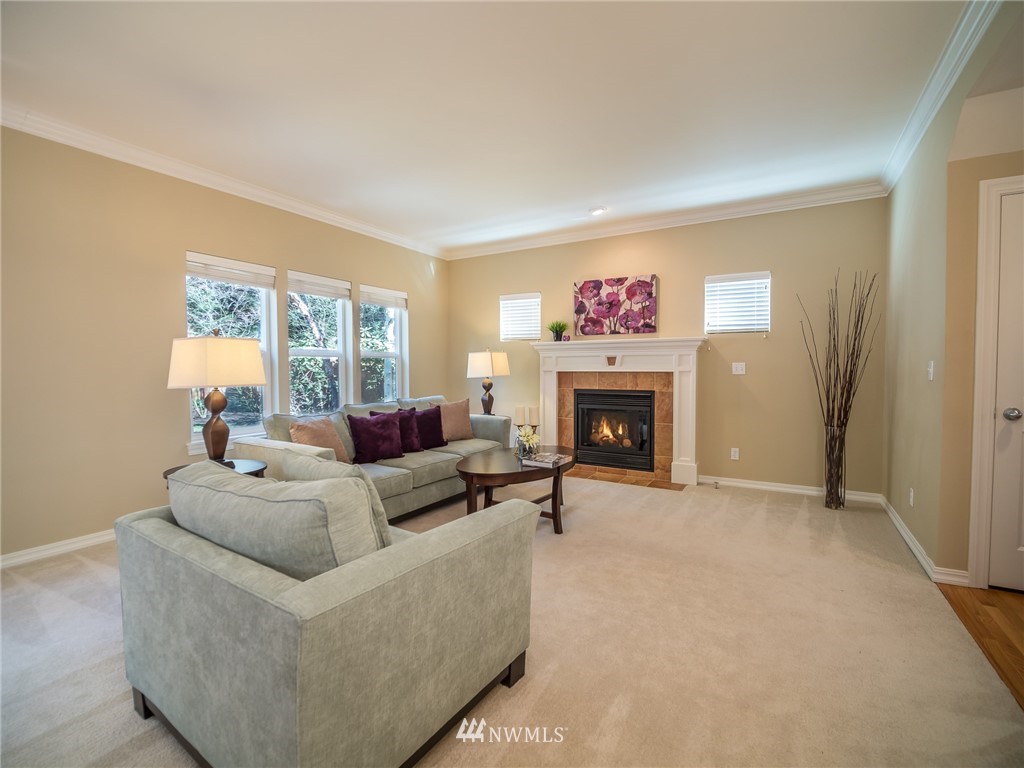 8836 Northeast 178th Street Bothell, WA 98011 - Photo 5 of 25 Gallery Image 5