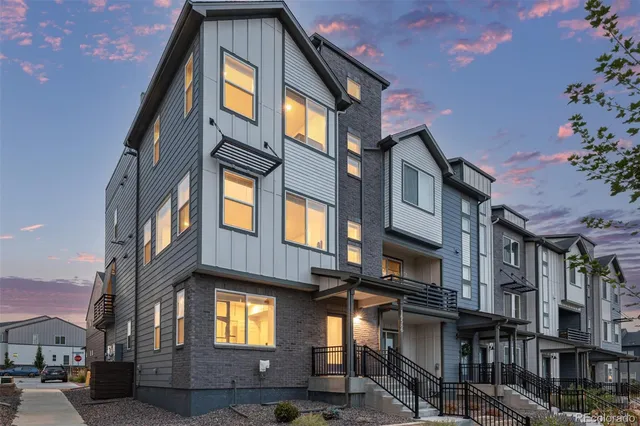 a house view with a outdoor space