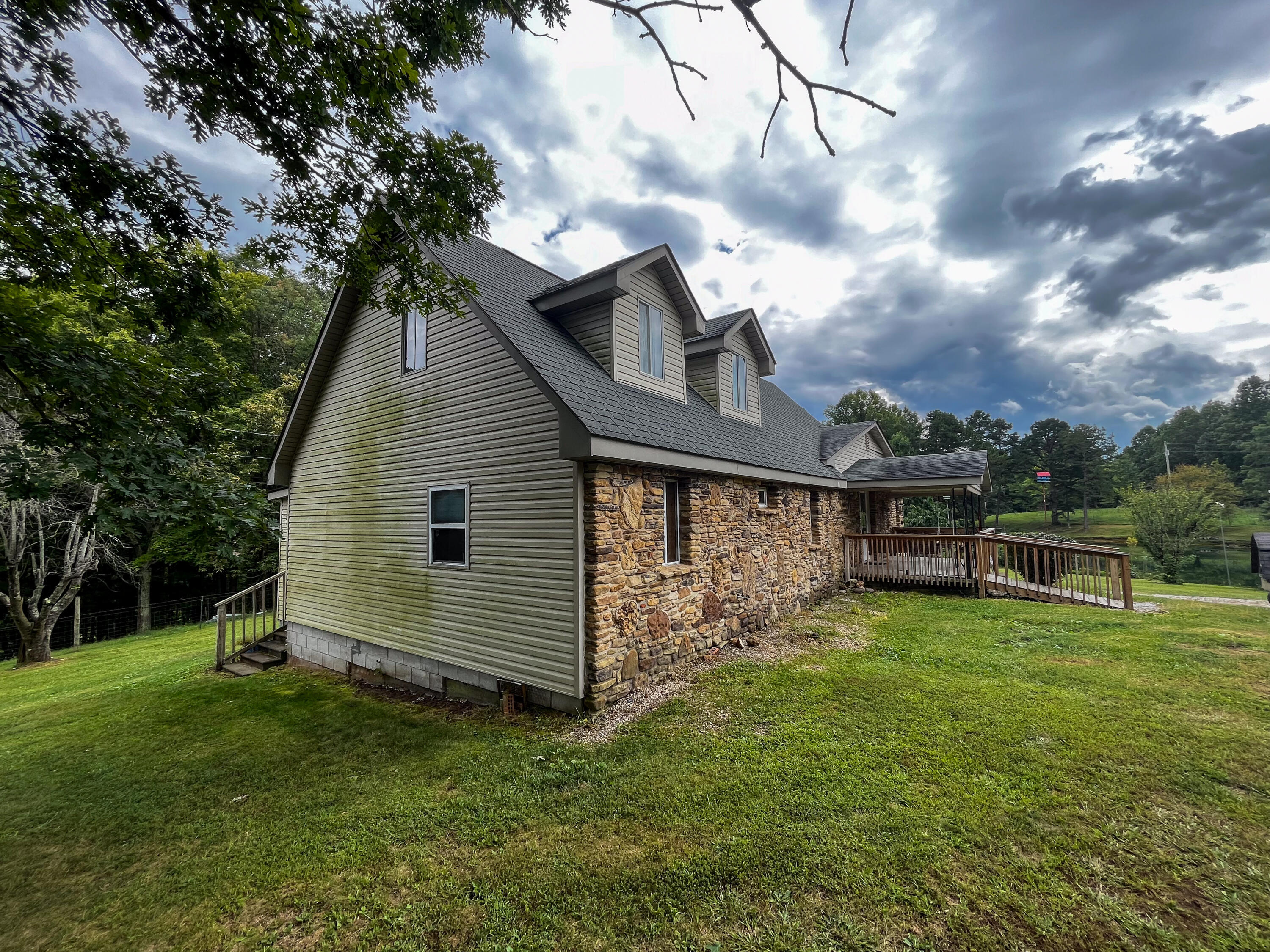 762 Jacks Ridge Road McKee, KY 40447 - Photo 28 of 109 IMG_1028