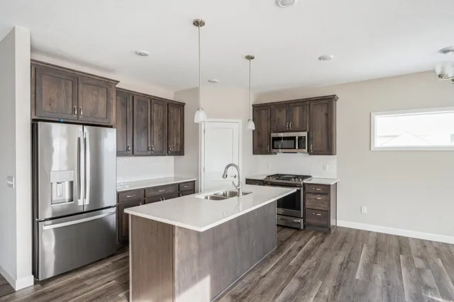 $473,900 | 1501 Raccoon Lane, New Richmond, WI 54017