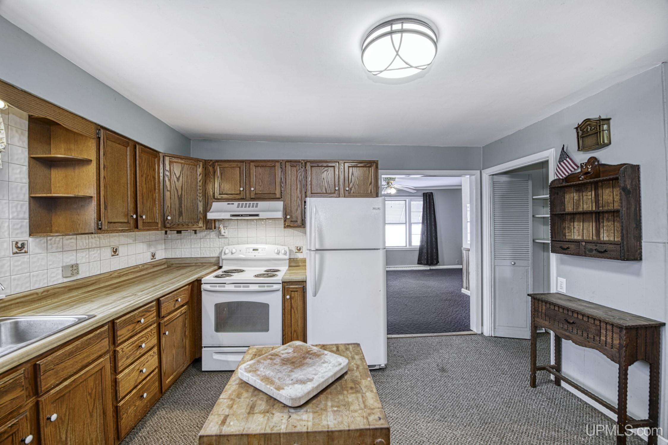 2011 River Drive Niagara, WI 54151 - Photo 7 of 28 Gallery Image 7