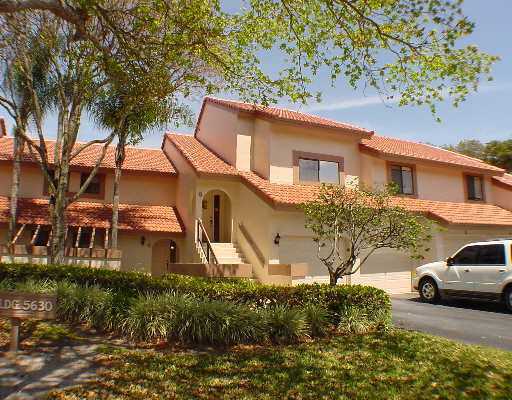 5630 G Coach House Circle, Unit G Boca Raton, FL 33486 - Photo 1 of 12 Primary Photo