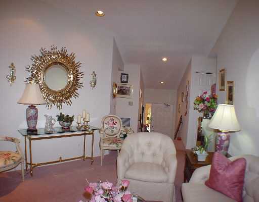 5630 G Coach House Circle, Unit G Boca Raton, FL 33486 - Photo 5 of 12 Additional Photo