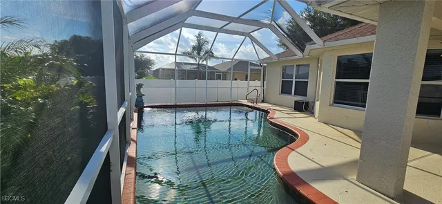 a close view of sink