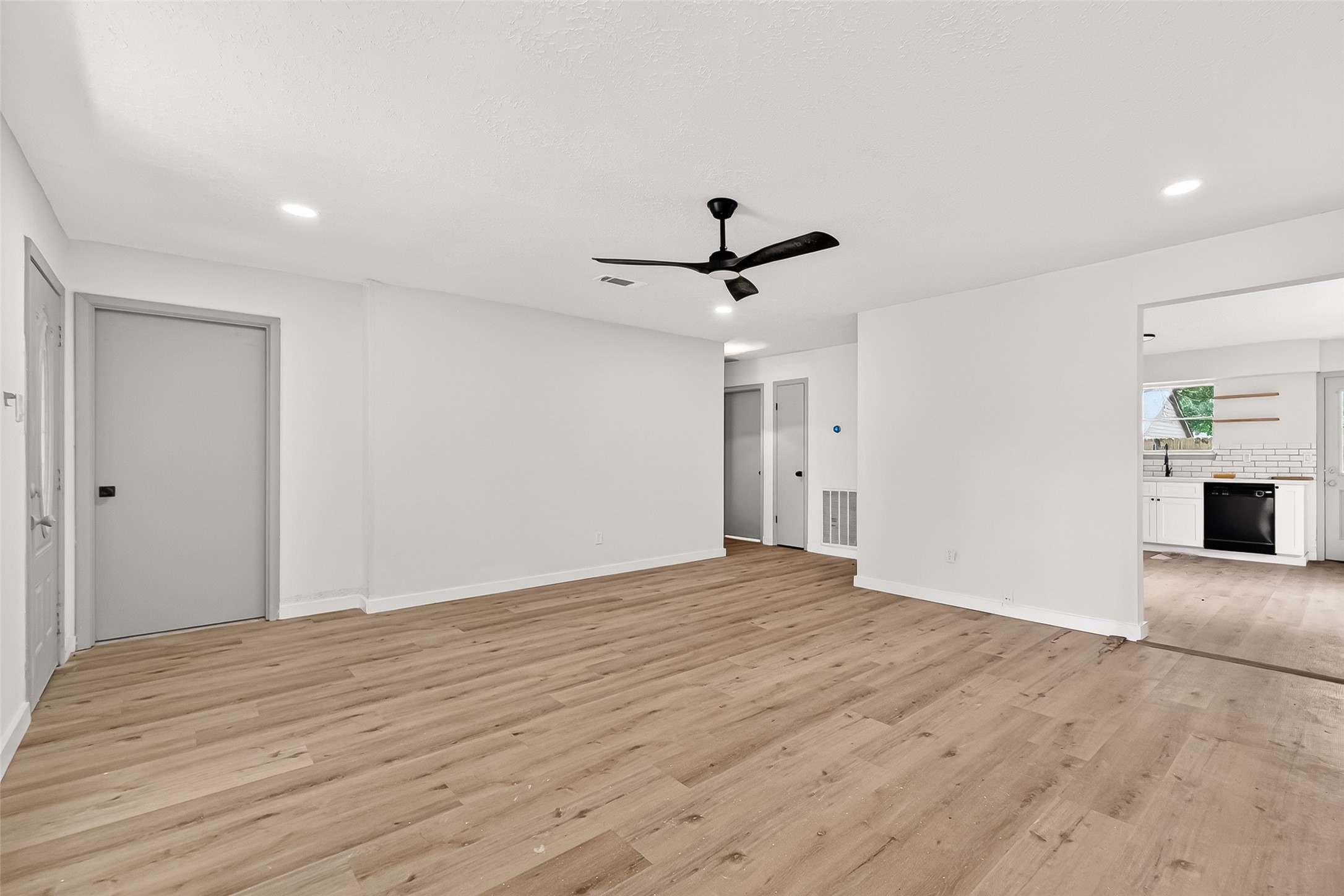 4502 Quailgate Drive Spring, TX 77373 - Photo 10 of 28