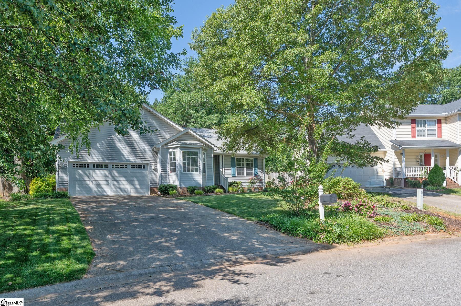 5 Anson Court Simpsonville, SC 29681 - Photo 2 of 30