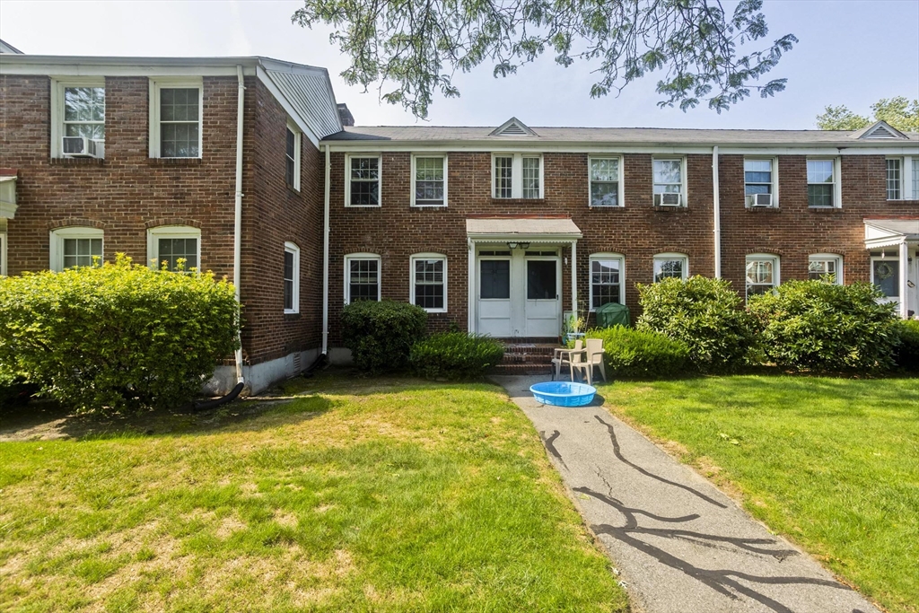 44 Colony Road, Unit 44 West Springfield, MA 01089 - Photo 4 of 36 Gallery Image 4