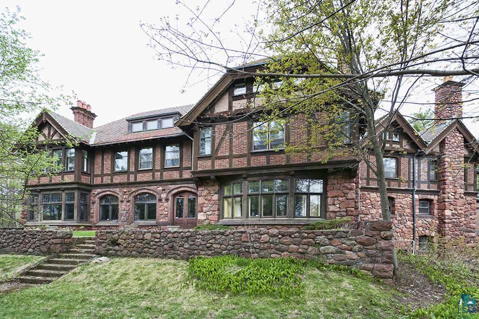 1618 Vermilion Road Duluth, MN 55812 - Photo 4 of 24 Back of the House