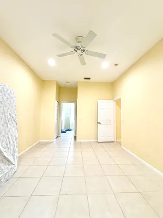 $3,000 | 408 North Key Lime Square Southwest, Vero Beach, FL 32968