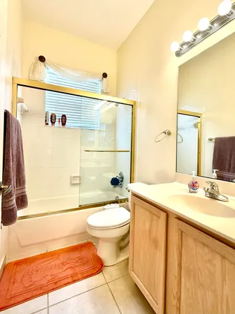 $3,000 | 408 North Key Lime Square Southwest, Vero Beach, FL 32968
