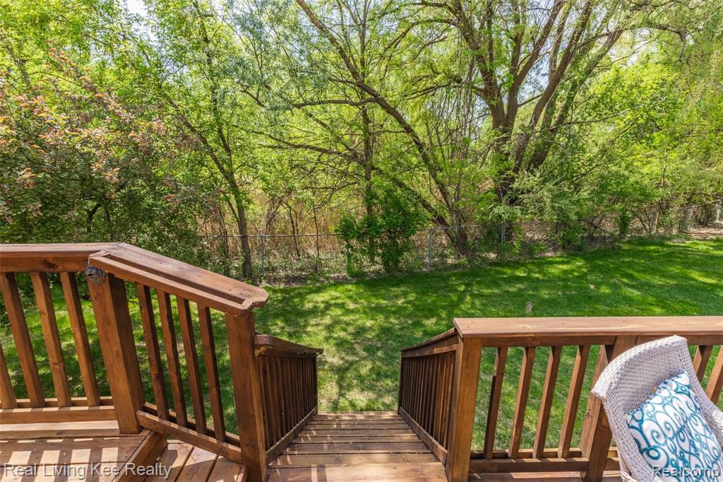2037 Rochelle Run Rochester Hills, MI 48309 - Photo 32 of 32