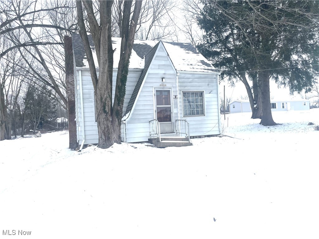 2760 Columbiana Road New Springfield, OH 44443 - Photo 1 of 12