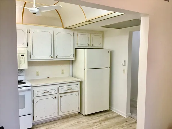 $1,500 | 204 Preston Way, Unit 204, Boca Raton, FL 33434