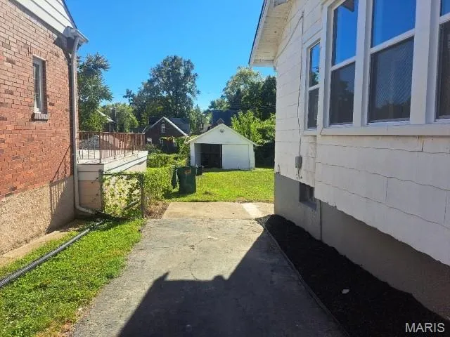 $97,000 | 7232 Normandy Place, St. Louis, MO 63121