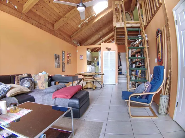 $289,000 | 521 North University Drive, Unit 38, Plantation, FL 33324