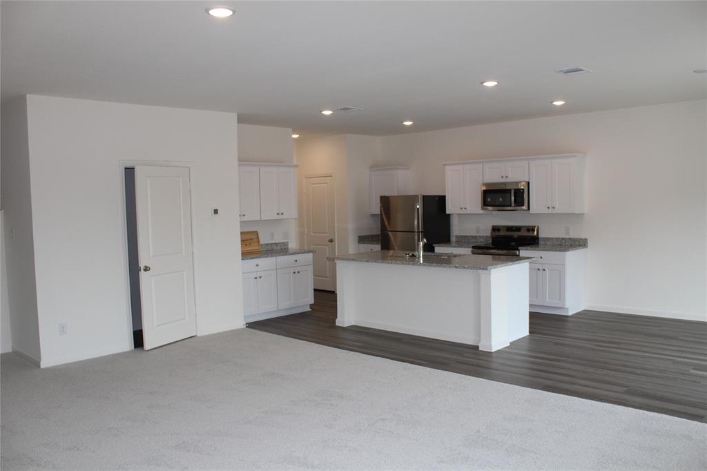 2006 Prairie Lane Melissa, TX 75454 - Photo 8 of 21