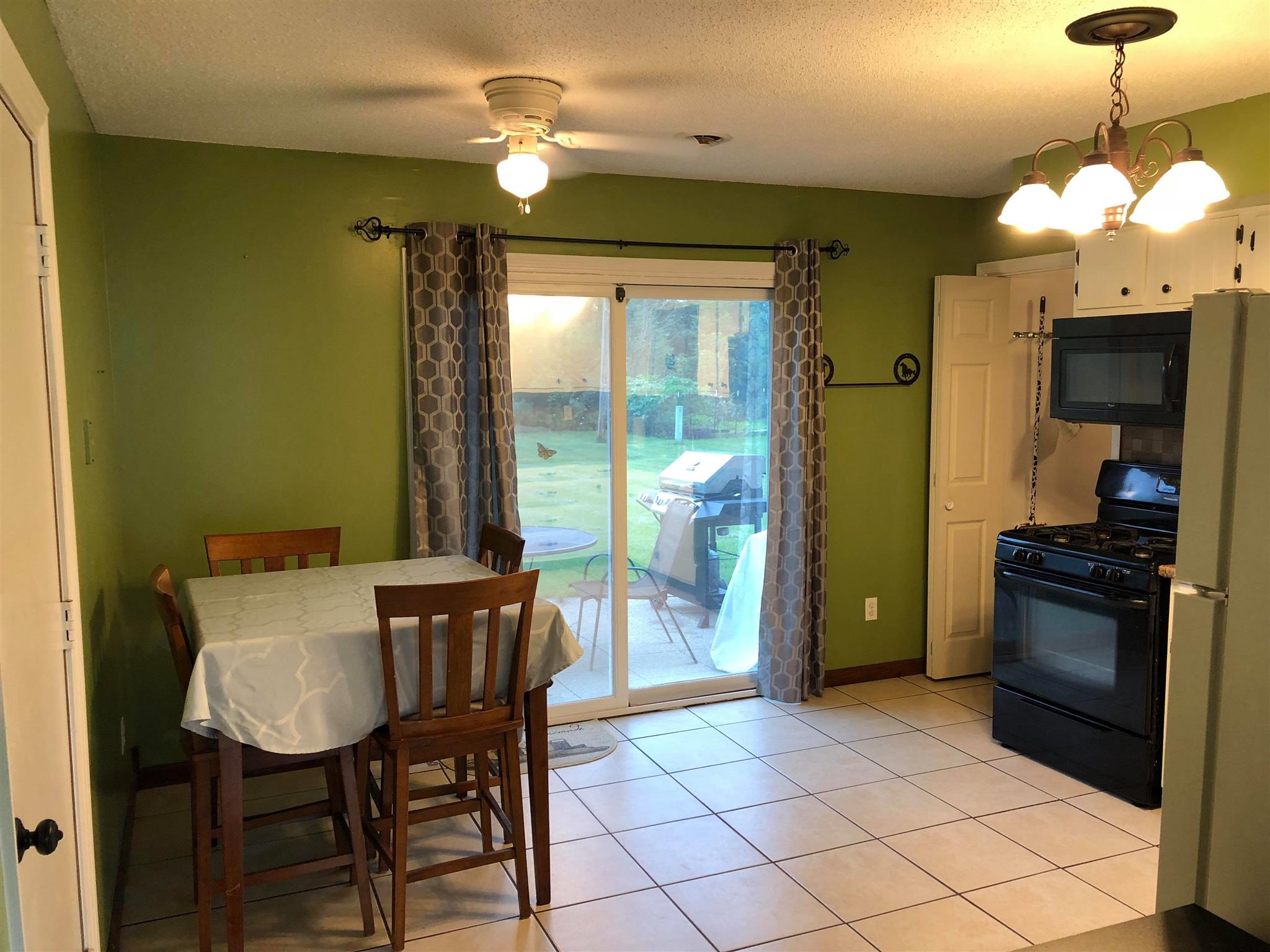 1426 Springbrook Road Fort Wayne, IN 46825 - Photo 7 of 20 Gallery Image 7