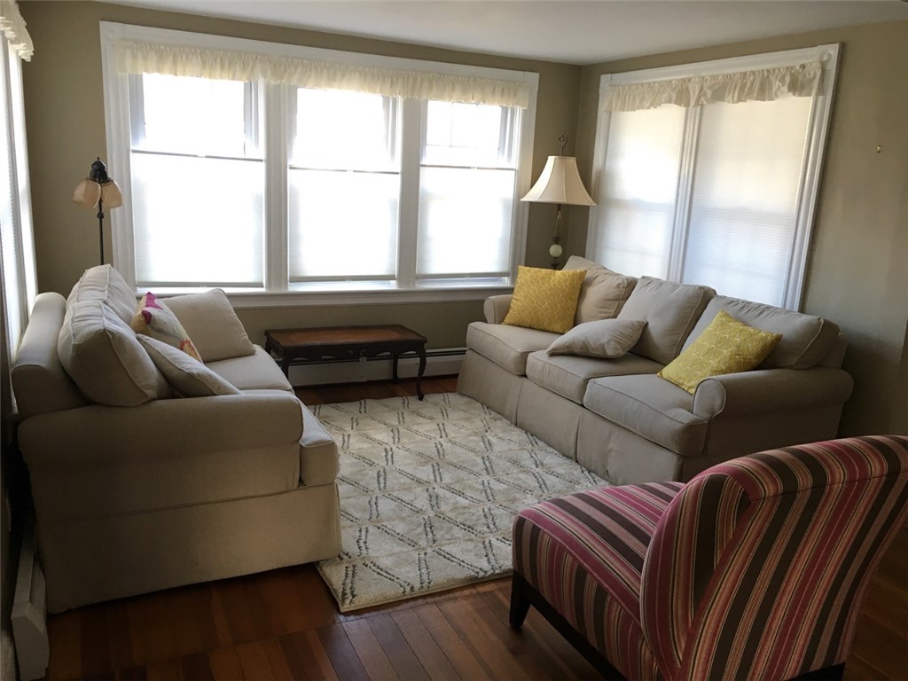 124 Beach Road Bristol, RI 02809 - Photo 5 of 22