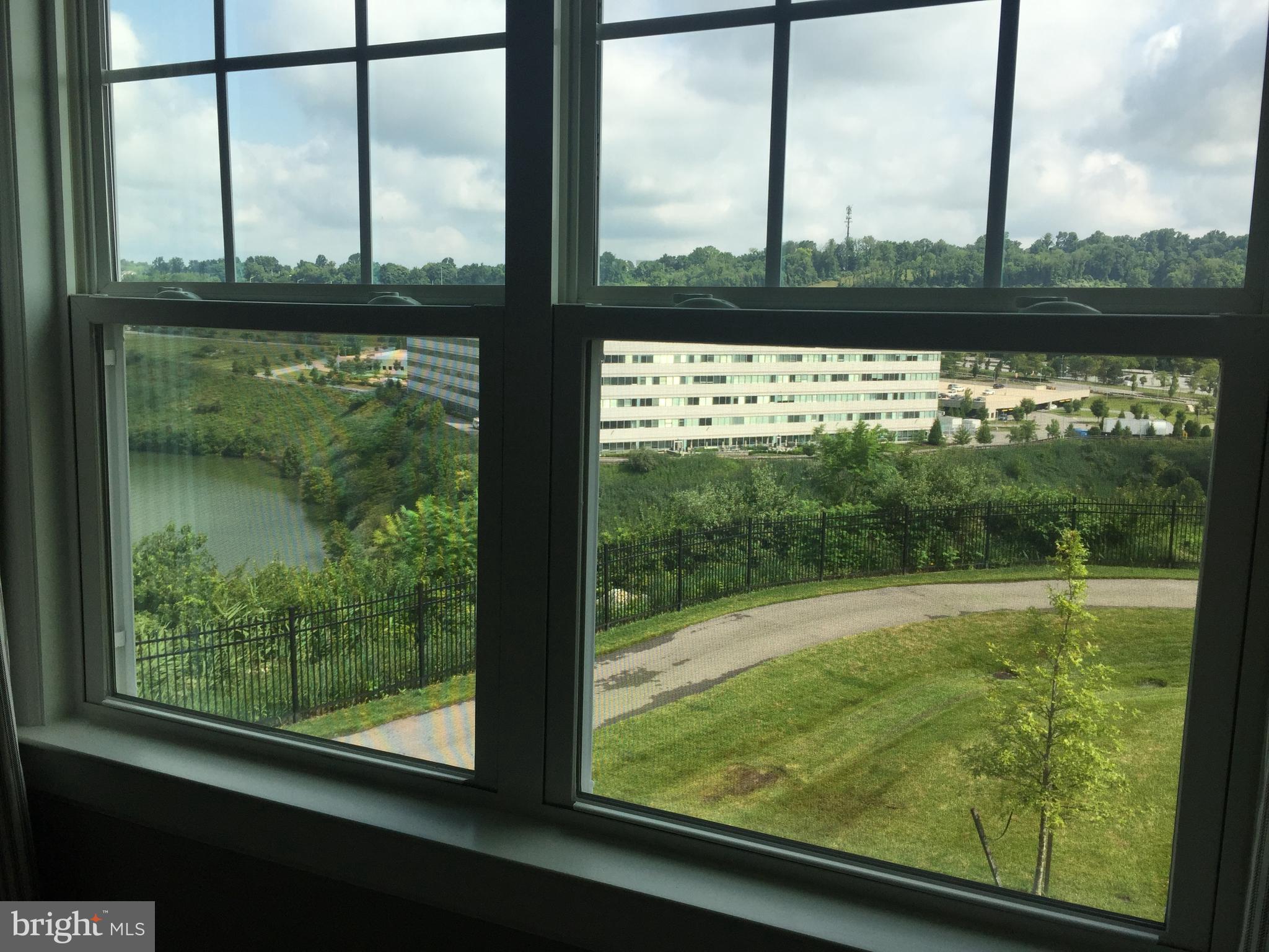 503 Cliff Lane Malvern, PA 19355 - Photo 20 of 38 a view of window