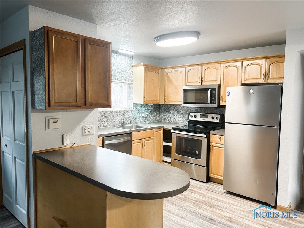 5526 Talmadge Road Toledo, OH 43623 - Photo 11 of 46 Gallery Image 11