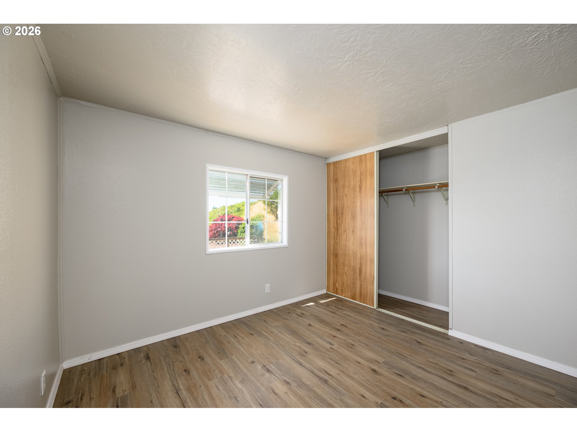 520 Shadow Ranch Lane Roseburg, OR 97470 - Photo 28 of 32 Bedroom