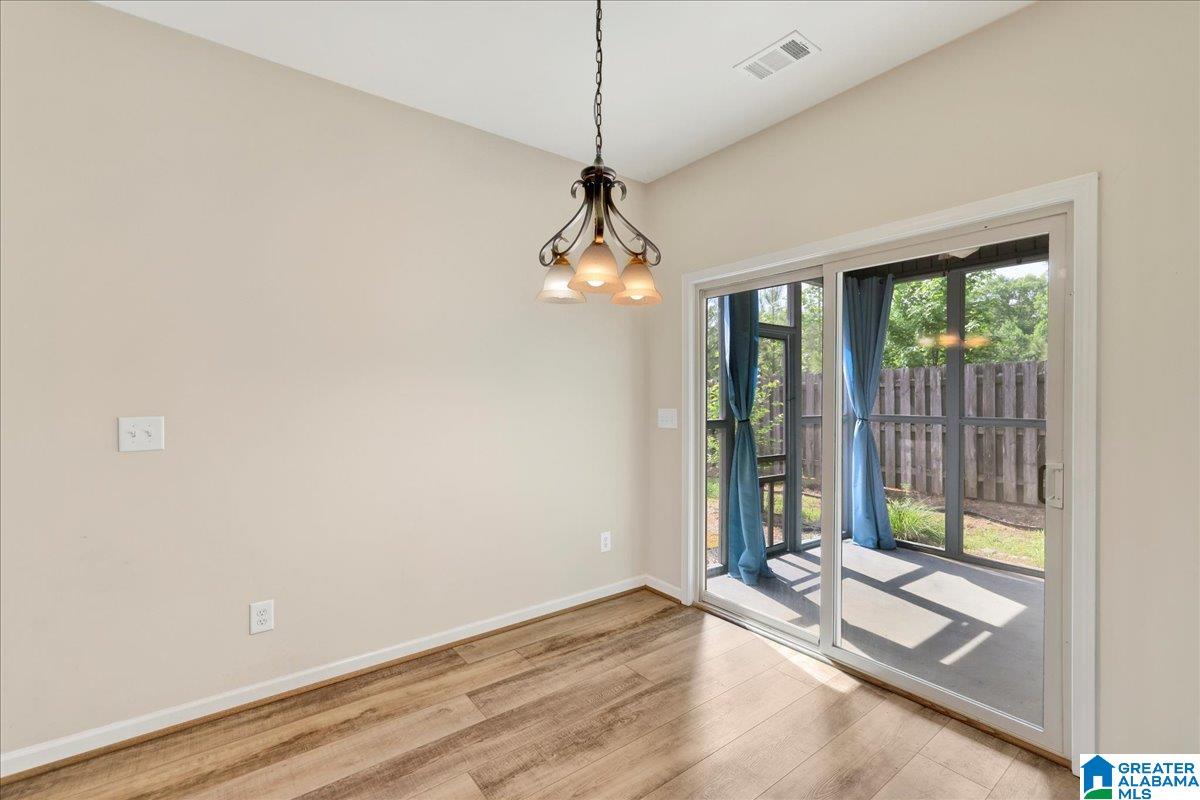 6777 Southern Trace Circle Leeds, AL 35094 - Photo 8 of 28