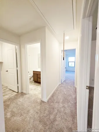 $2,600 | 10643 Military Drive West, Unit 37, San Antonio, TX 78251