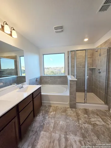 $2,600 | 10643 Military Drive West, Unit 37, San Antonio, TX 78251