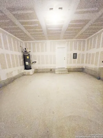 $2,600 | 10643 Military Drive West, Unit 37, San Antonio, TX 78251