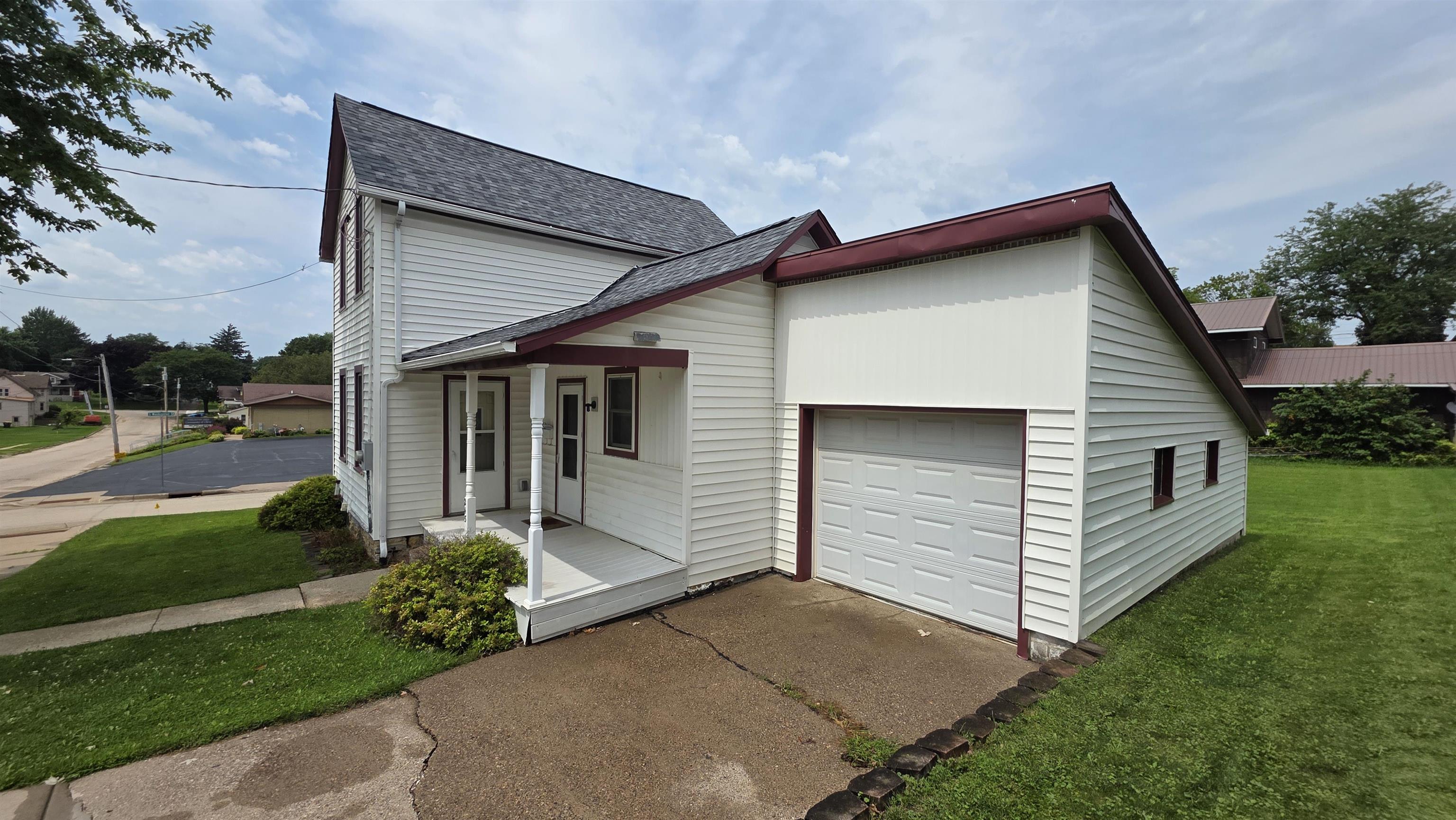 245 West Walnut Street Lancaster, WI 53813 - Photo 10 of 36 Gallery Image 10