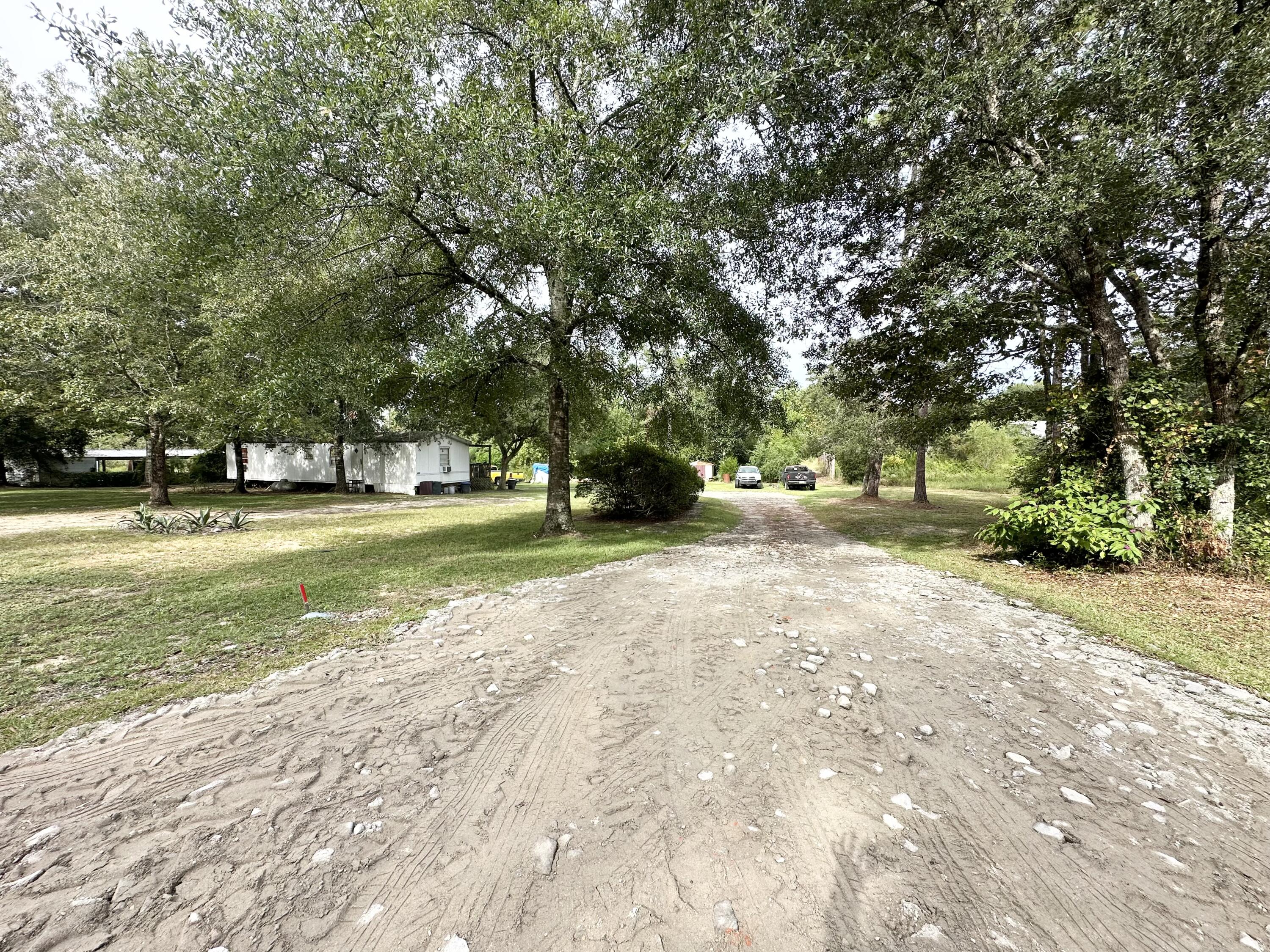 2877 King Lake Road DeFuniak Springs, FL 32433 - Photo 10 of 25 IMG_7007