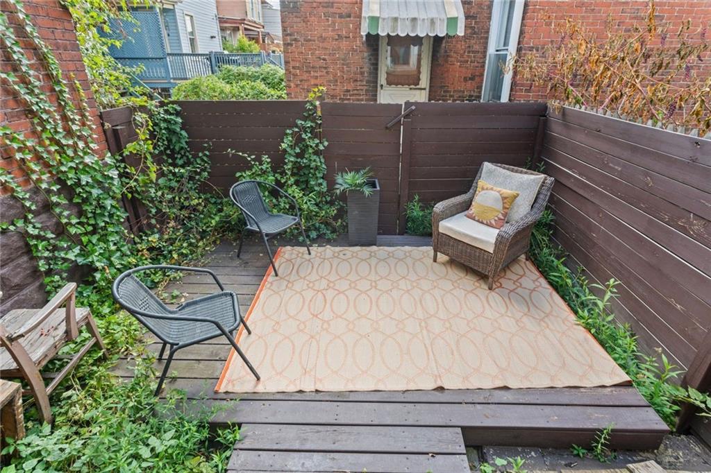 420 Fisk Street Pittsburgh, PA 15224 - Photo 27 of 30 a view of a bench in a patio