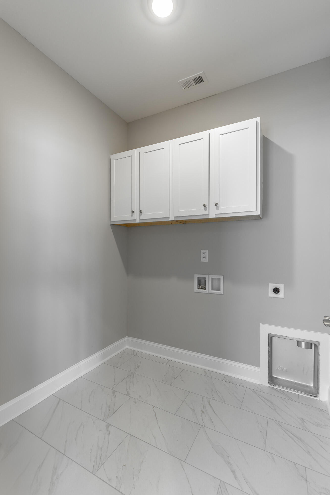 1037 Silverpine Drive Chattanooga, TN 37421 - Photo 24 of 59 Laundry Room