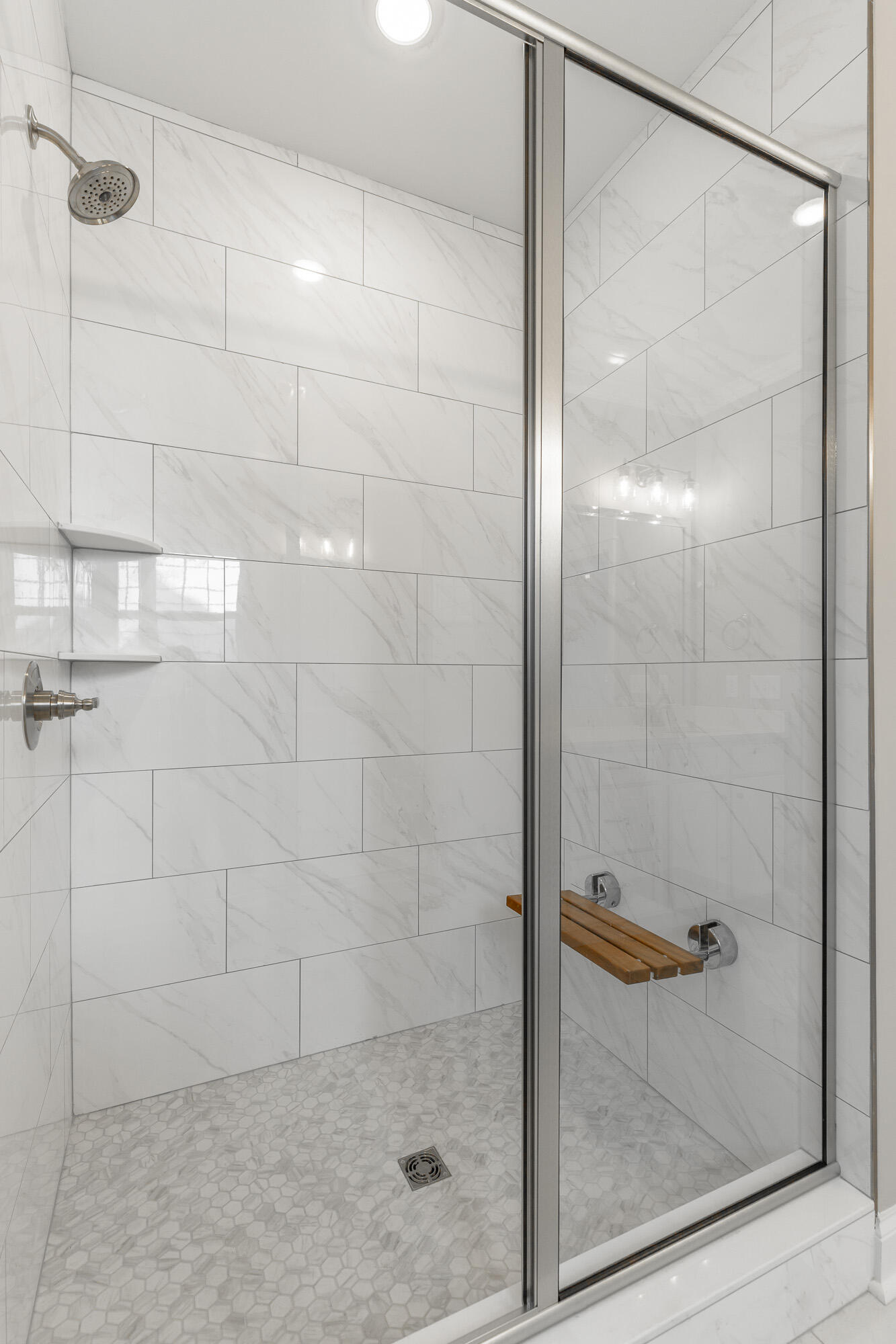 1037 Silverpine Drive Chattanooga, TN 37421 - Photo 29 of 59 \Primary Shower