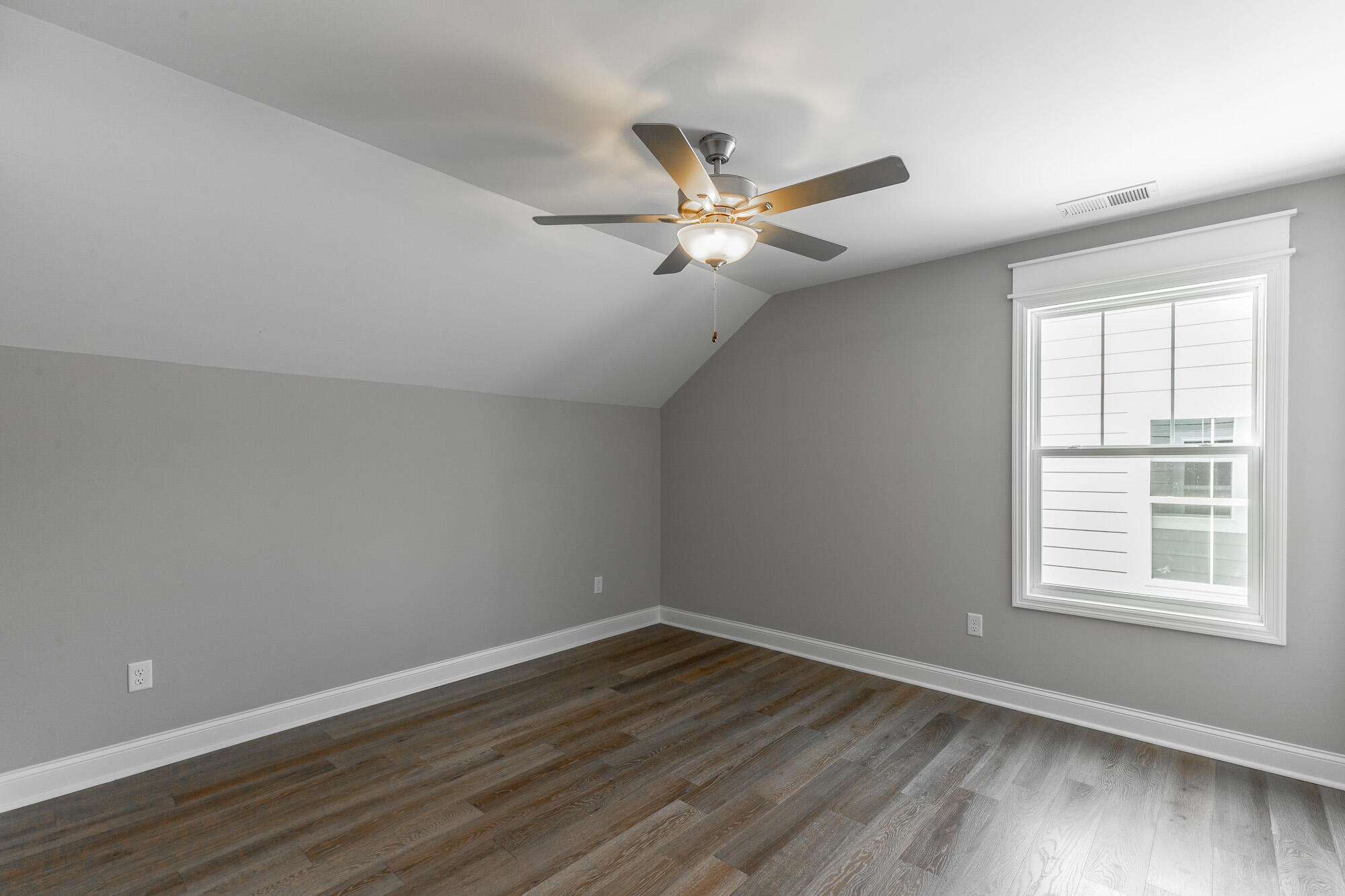 1037 Silverpine Drive Chattanooga, TN 37421 - Photo 39 of 59 Bedroom Upstairs